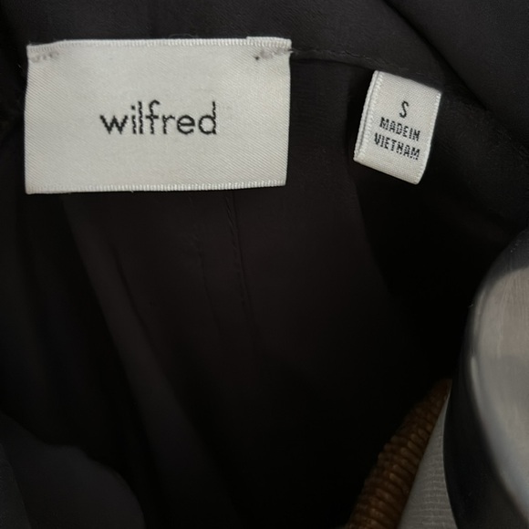 WILFRED Sail Satin Shirt - Picture 4 of 6